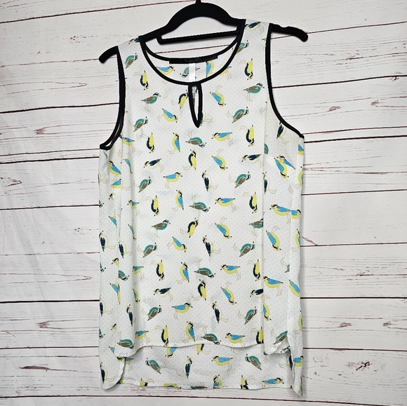 Kensie Bird Pattern Sleeveless Top - Picture 9 of 11